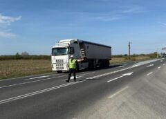 Amenzi De Aproape 100