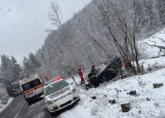 Autoturism Răsturnat Pe Dn 15, între Toplița și Borsec