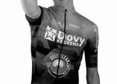 Ciclism: Un Tânăr Rutier De 21 De Ani A Murit După Ce A Fost Lovit De O Maşină