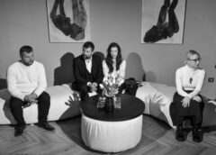 Comedii Acide Despre Prietenie și Familie