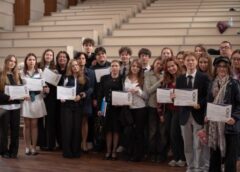 Echipe De Juniori și Liceeni Din Botoșani, Calificate La Etapele Naționale Ale Olimpiadelor De Dezbatere și Gândire Critică „tinerii Dezbat” – Foto