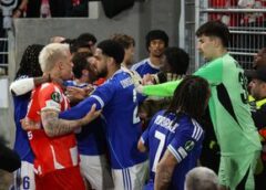 La Strasbourg S A Lăsat Cu Păruială! Încăierare După Fluierul Final