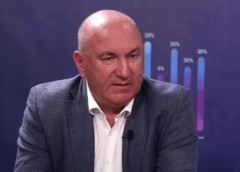 Lazany Nu Interzice Păcănelele Pe Bistrița! Vrea Taxe Enorme: 1.000 Euro/mp/an! Banii Merg La Primărie! Dezbatere Publică Pe Acest Subiect: 21 Aprilie, Ora