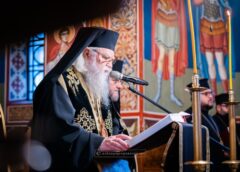 Mesaj Pastoral Al Ips Calinic La Praznicul Învierii Domnului: Sfânta Liturghie Este „taina Tainelor” – Actualizarea Sacramentală A Învierii Domnului.