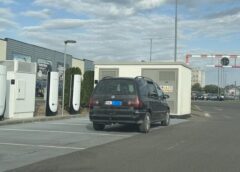 Monument Viu Al Nesimțirii Parcat Strategic în Satu Mare