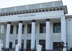 Palatele Luxoase Care Uluiau România în Anii ’90