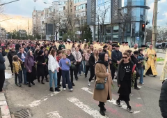 Procesiune Cu Peste 1