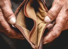 România – Săraca ţară Bogată: între Potenţial şi Eşec Administrativ