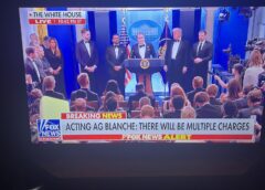 Trump Spune Că Incidentul De La Cina Corespondenţilor A Fost „experienţă Destul De Traumatizantă” Pentru Prima Doamnă