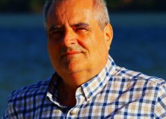 Verticali Pentru RomÂnia: Dincolo De RĂsĂrit