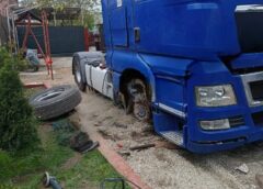 Accident Grav La Mihăilești: Bărbat Prins Sub Un Cap Tractor, Salvat în Ultimul Moment Cu Intervenția Smurd