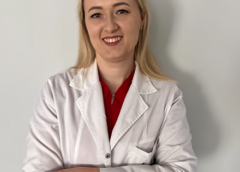 Dr. Sas DerȘidan Anca Alexandra, Medic Specialist în Chirurgie Vasculară, Consultă La Cabinetele Scm Dr. Coica