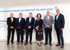 Foto: Ambasadoarea Austriei în România, Vizită La Fabrica Hirschmann Automotive Tm Din Județul Mureș