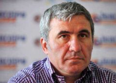 Gică Hagi, Primele Măsuri La Naționala României