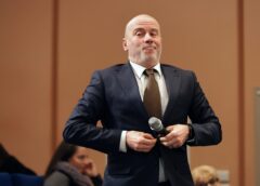 Ministrului Culturii Demeter Andras și A Anunțat Demisia