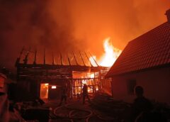 Noapte De Foc La Vlăhița: Incendiu Extins La Mai Multe Anexe Gospodărești