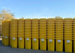 Nu Ați Primit Pubela Galbenă, Albastră Sau Verde? E Gratis! Primăria Vă Informează Că…
