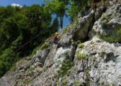 O Româncă A Murit în Timp Ce Escalada Un Munte în Spania