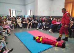 Peste 150 De Elevi, Profesori și Părinți Au învățat Tehnici De Prim Ajutor La Palatul Copiilor Din Botoșani – Foto