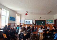 Prevenția începe în școală: Activități Educative Pentru Sute De Elevi Din Săcel, Secuieni, Șoimușu Mic și Eliseni