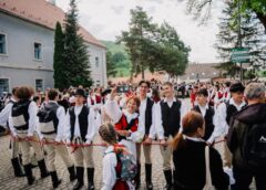 Reportaj La Şumuleu Ciuc: Credinţă, Tradiţie şi Vindecare Sufletească La Marele Pelerinaj De Rusaliile Catolice