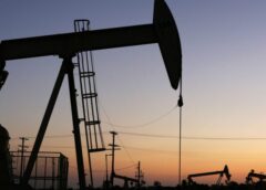 Șoc Pe Piețele Mondiale! Prețul Petrolului Urcă Brusc După Atacul Cu Dronă Asupra Centralei Nucleare Barakah