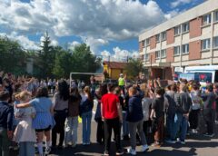 De Ziua Internațională A Prietenilor Buni, Polițiștii Harghiteni Au Promovat Siguranța în Rândul Elevilor