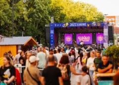 Samfest Jazz&wine – Concerte Jazz De Excepție, Vinuri Alese și Atmosfera Verii în Inima Orașului!
