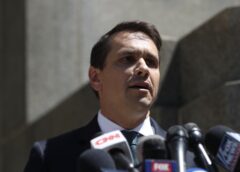 Trump îl Propune Oficial Pe Fostul Său Avocat Todd Blanche Pentru Funcţia De Procuror General
